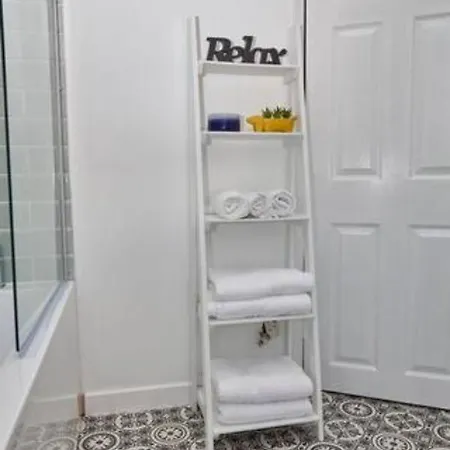 Vinery Deluxe 3 Bedroom ليدز